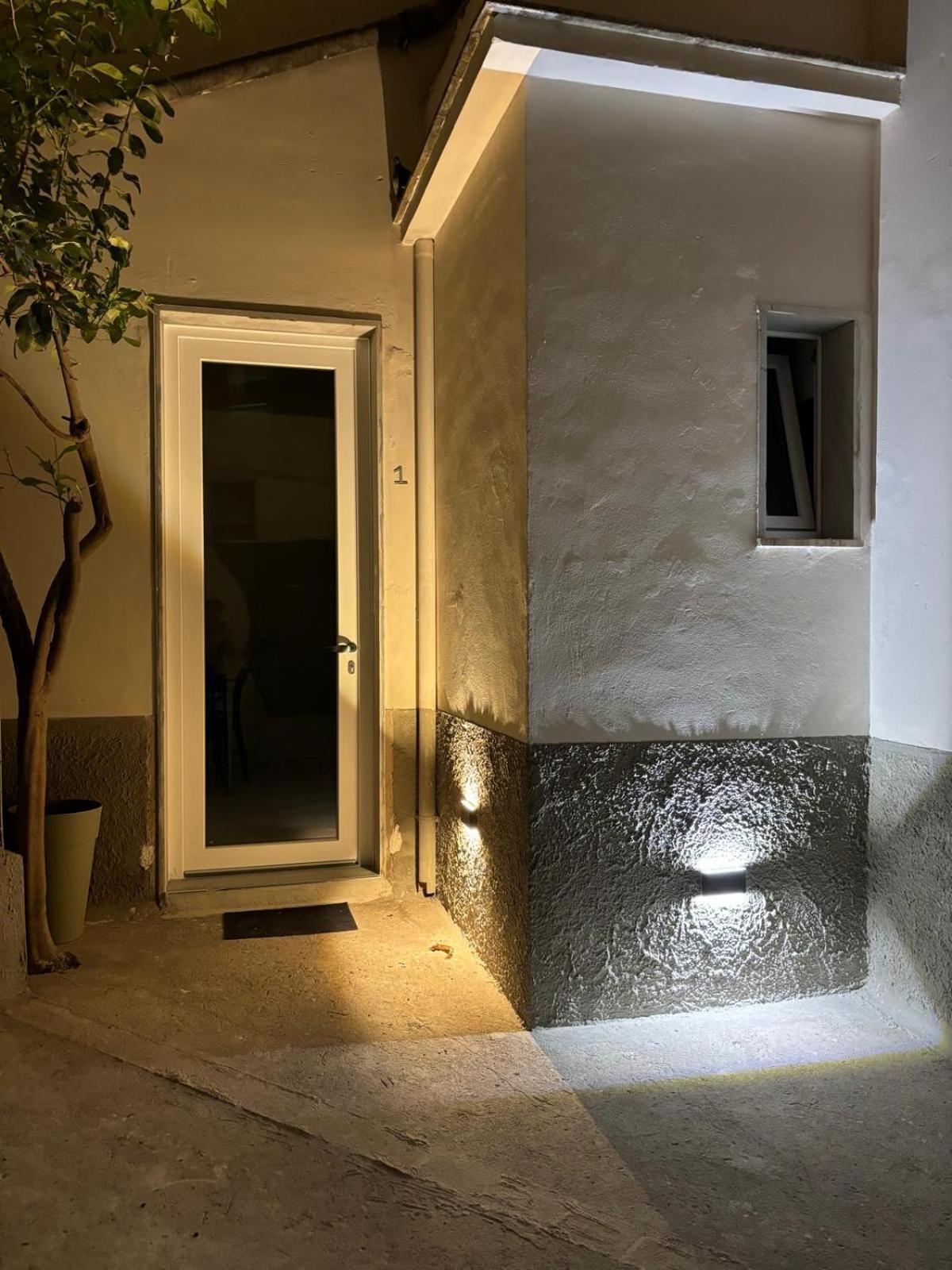 Vico Ventitre 1 Apartment Noto Exterior photo